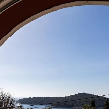 Appartement Kala 1 *